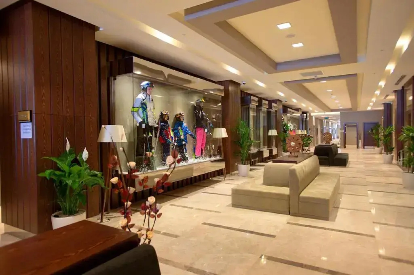 Отель Qafqaz Tufandag Mountain Resort