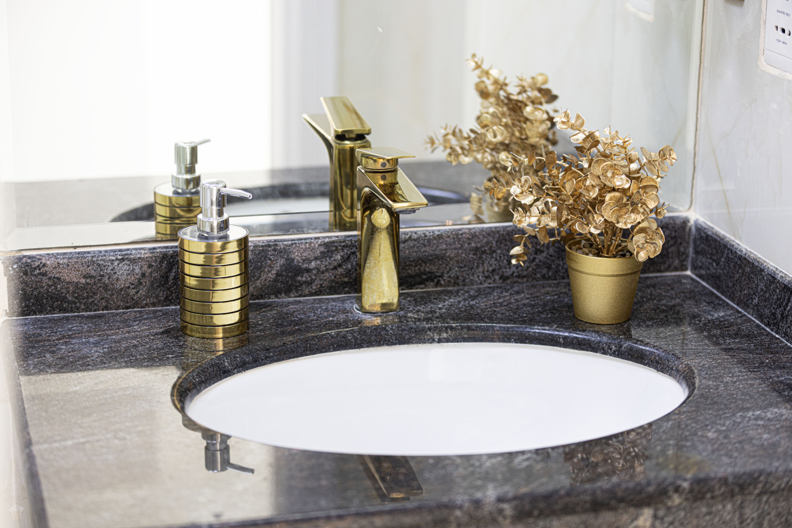 Апартаменты Luxury 1 Bedroom on Marina Walk