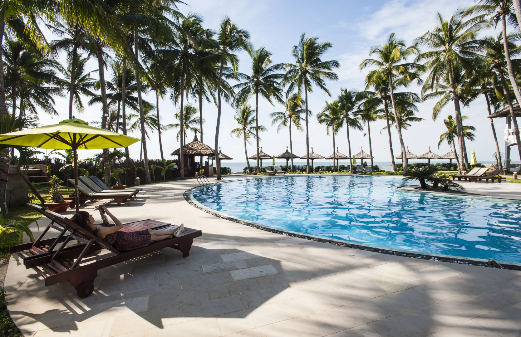 Отель Little Paris Resort & Spa Mui Ne