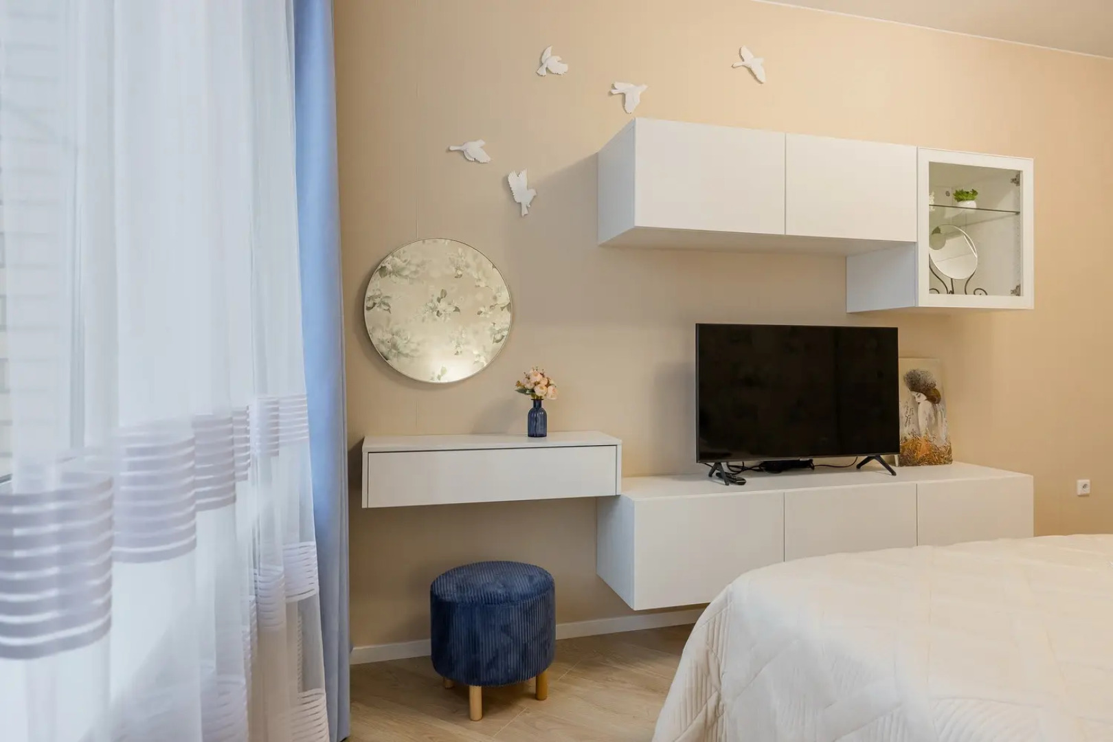 Апартаменты Pronina Aparts Kudrovo LIVE