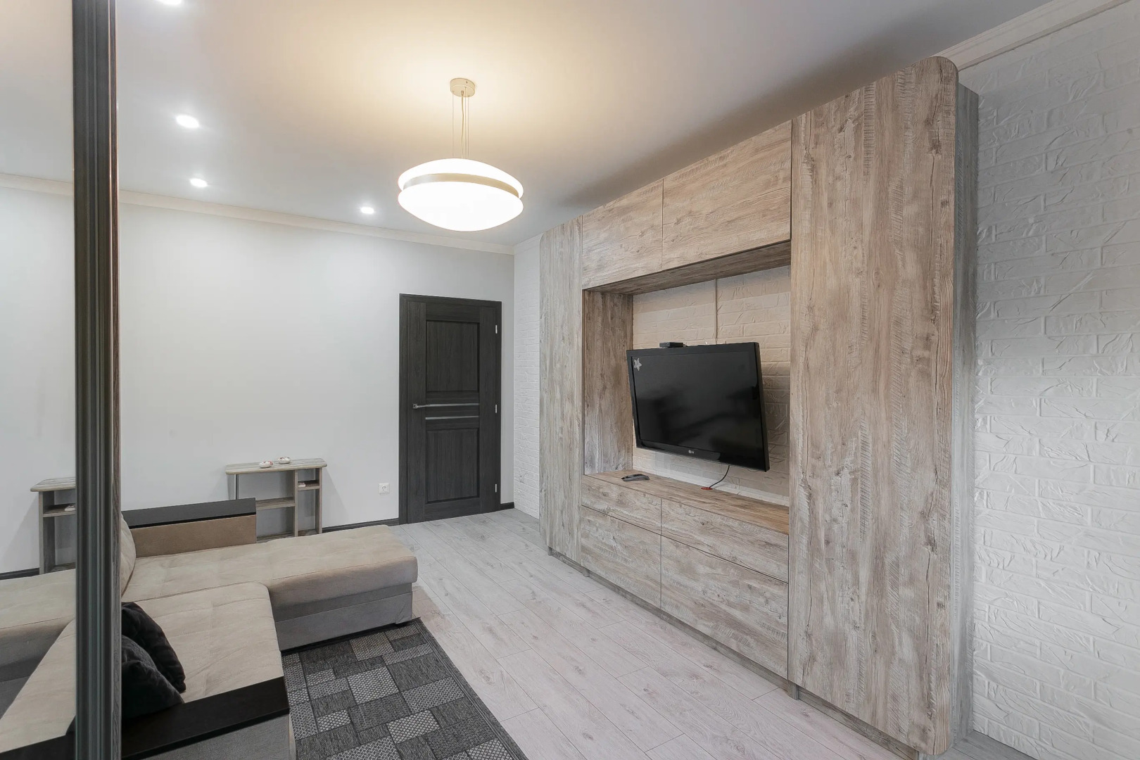 Апартаменты Рядом с Площадью Василевского