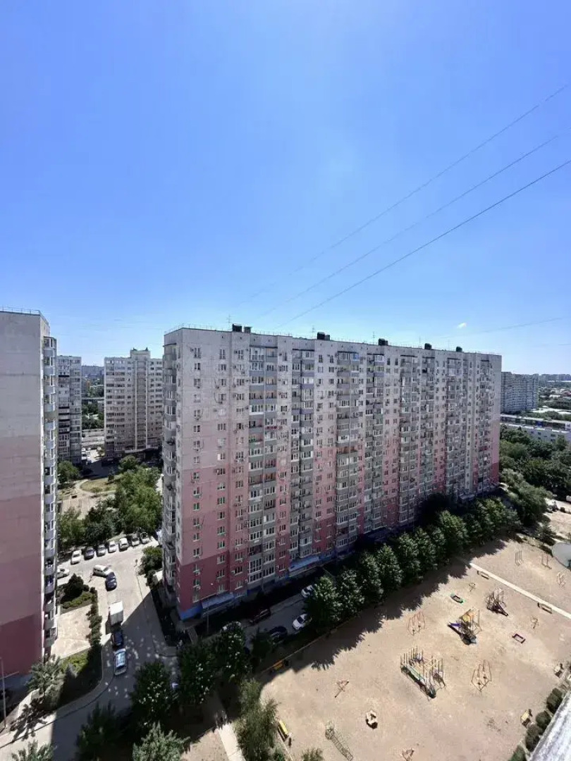 Квартира на  Александра Покрышкина 2к1 386