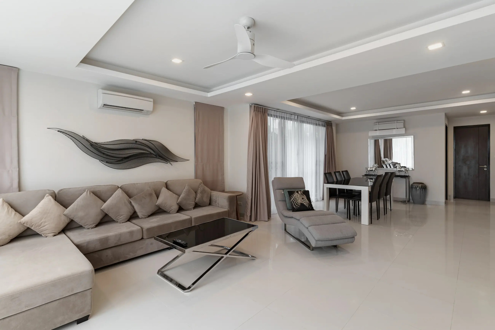 Вилла с 5 спальнями и бассейном на крыше рядом с пляжем Бангтао LP-65/46