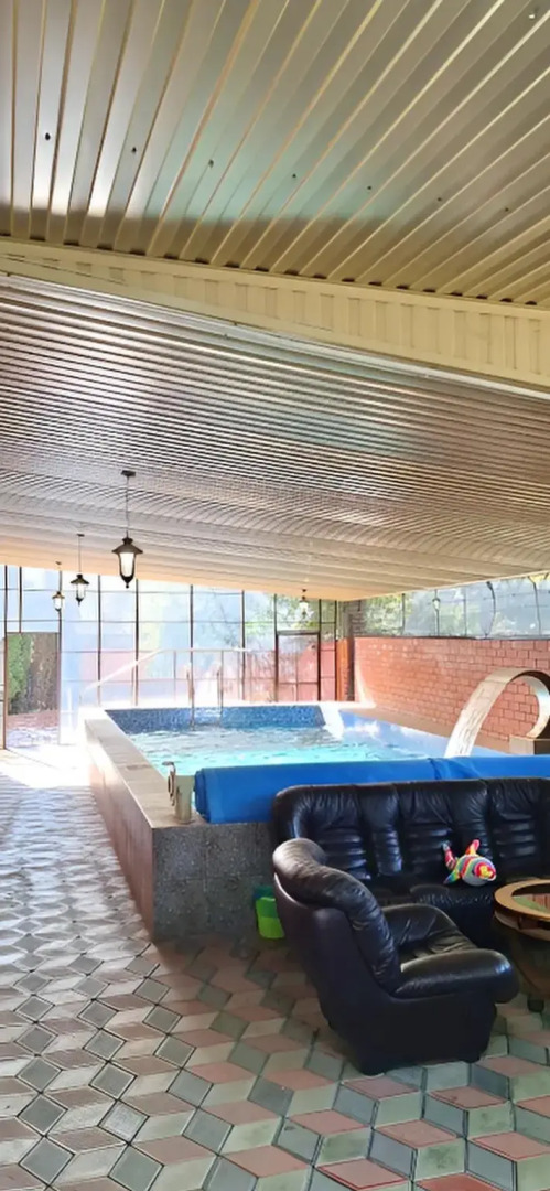 Частный дом Анна с тёплым бассейном