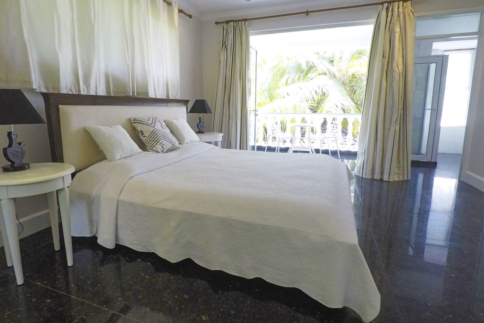 Вилла Chateau Elysium Two-Bedroom Villa 1