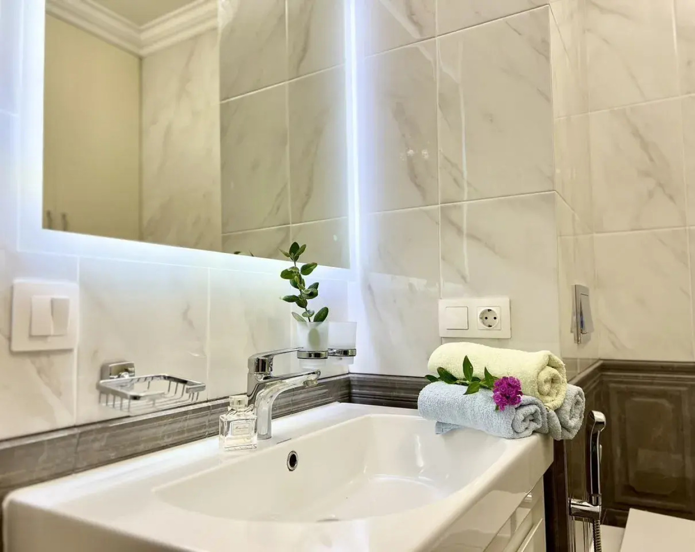 Апартаменты на Ялтинской 12А