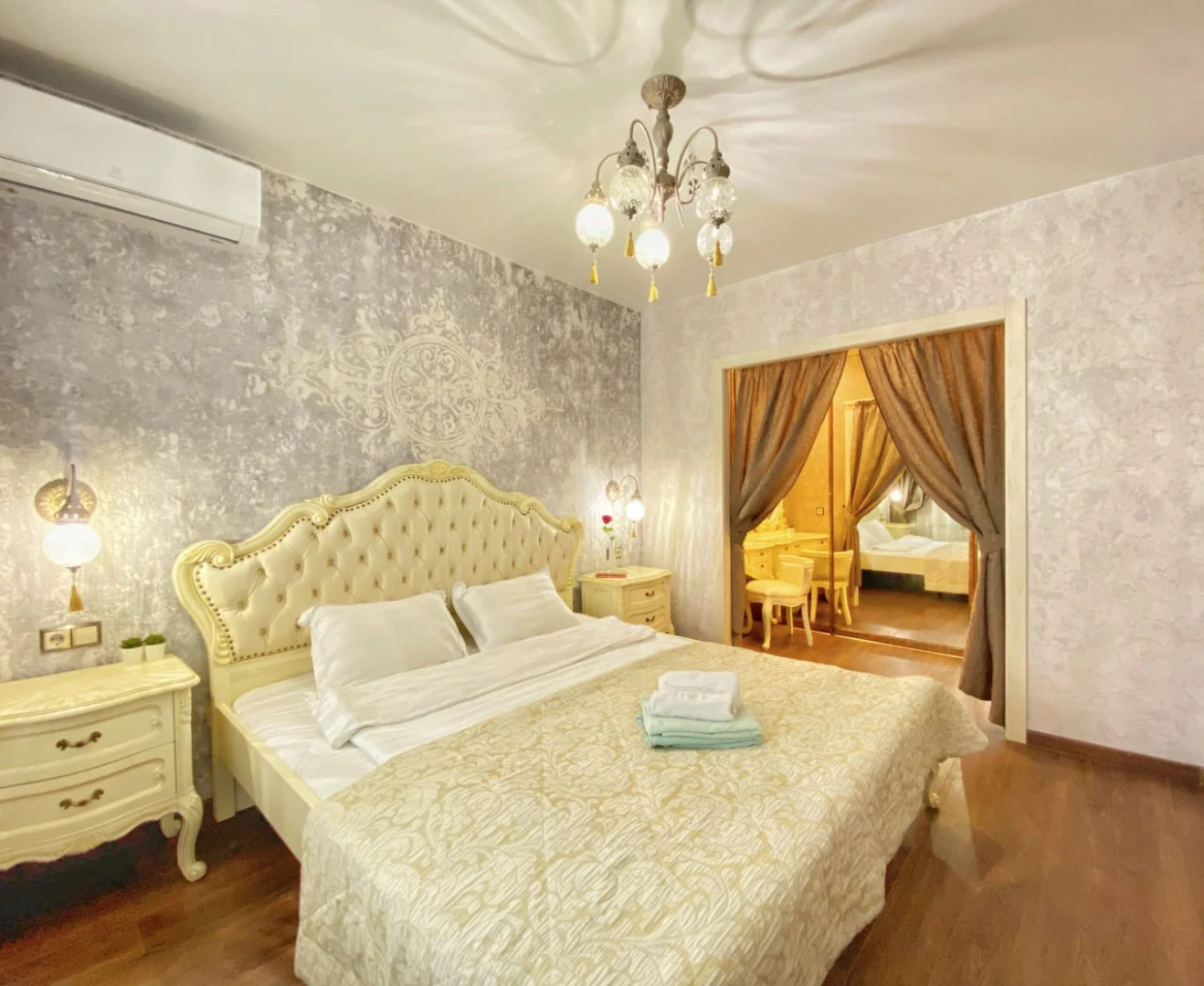 Апартаменты Apart-Comfort на Угличской 19 ЖК Династия