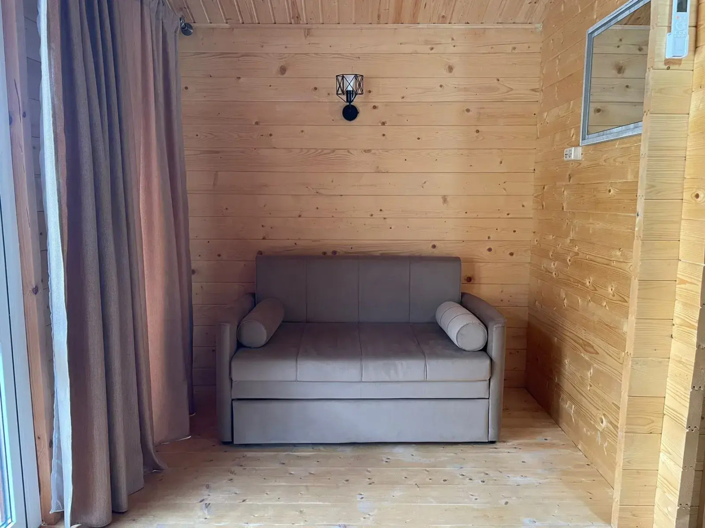 Гостевой дом Коттеджи на Генерала Сосналиева