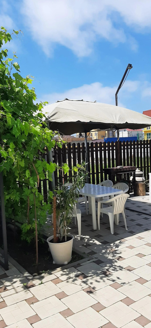 Guest House on Aivazovskogo 38