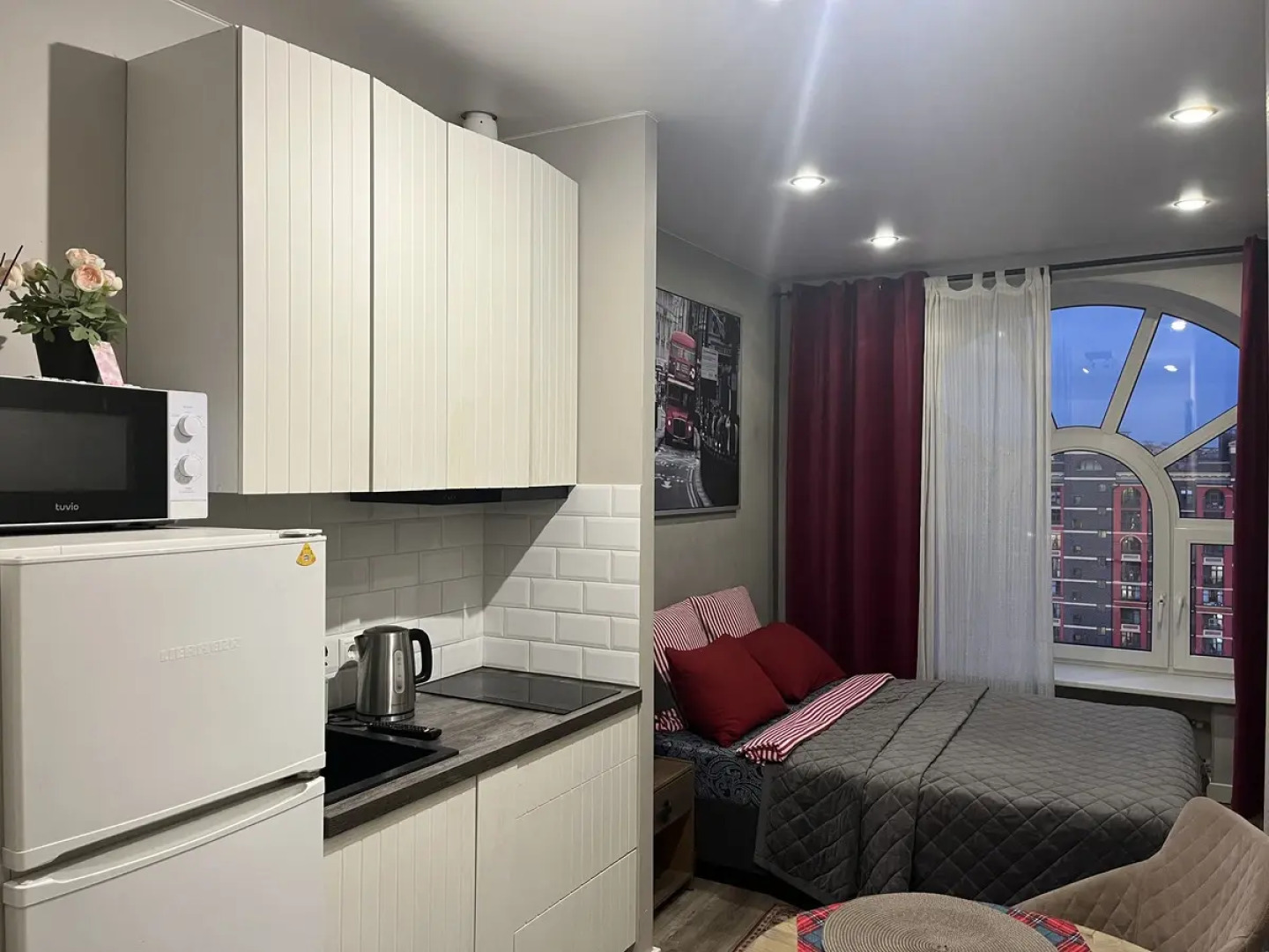 Апартаменты Happy People на улице Галины Вишневской дом 5