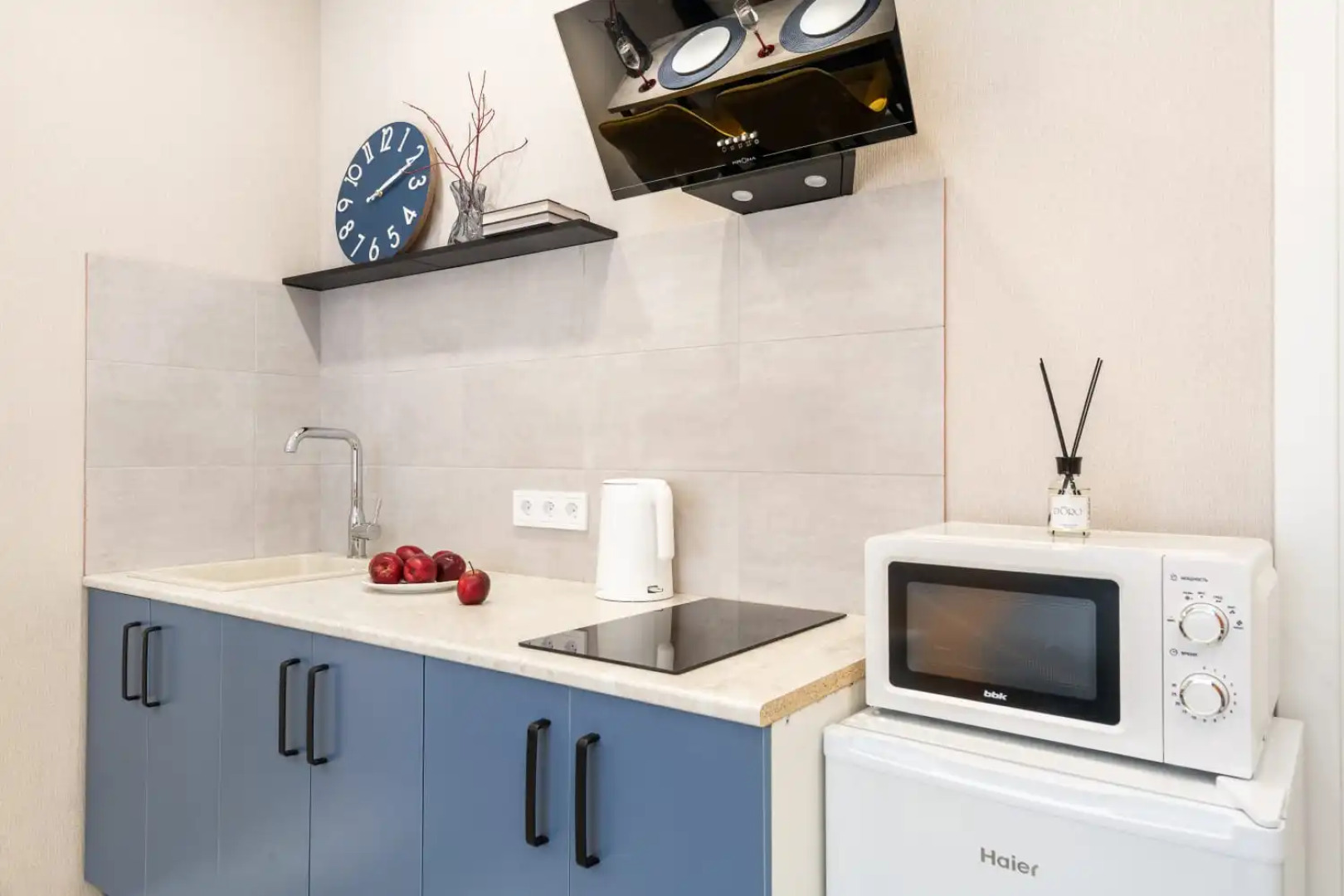 Квартира Студия на Авиаторов