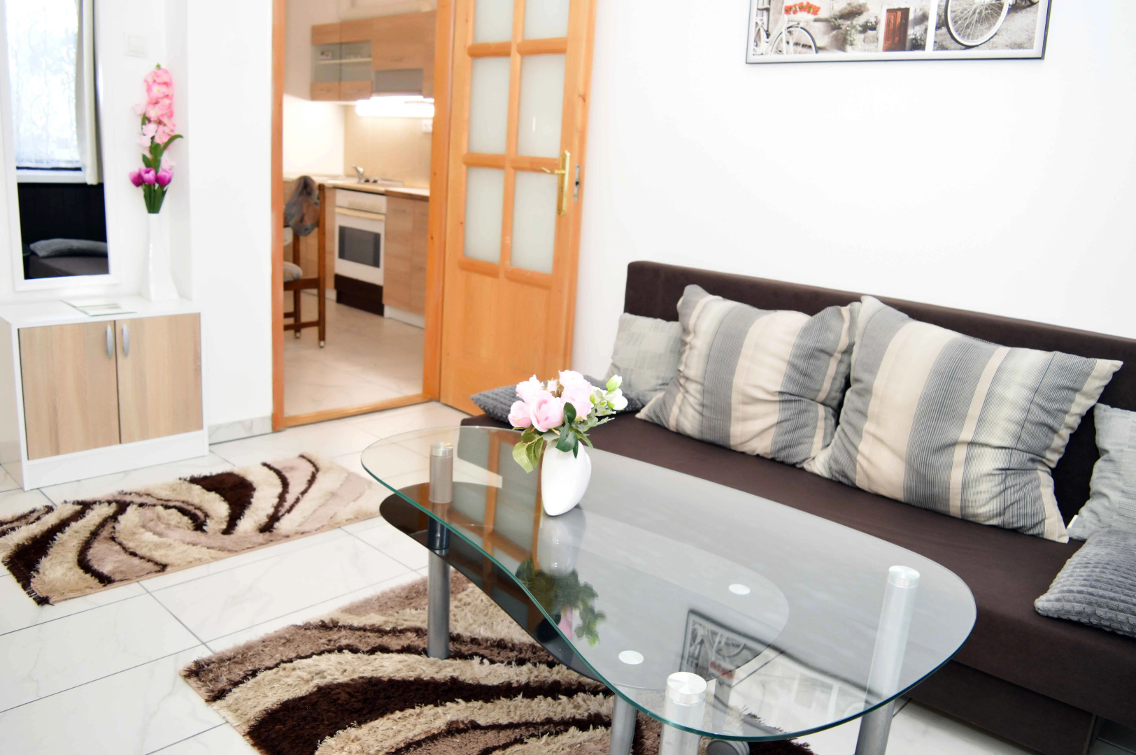 Апартаменты Lorabel Apartment House