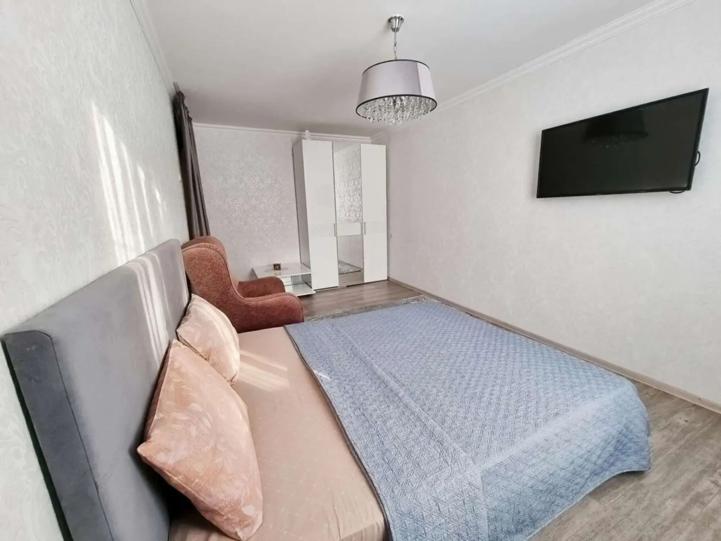 Апартаменты на проспекте Мира 151А