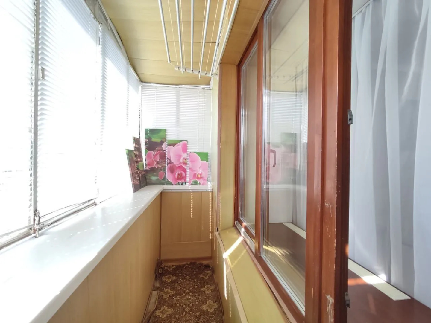 Квартира SATIN Apartments на Площади Октября