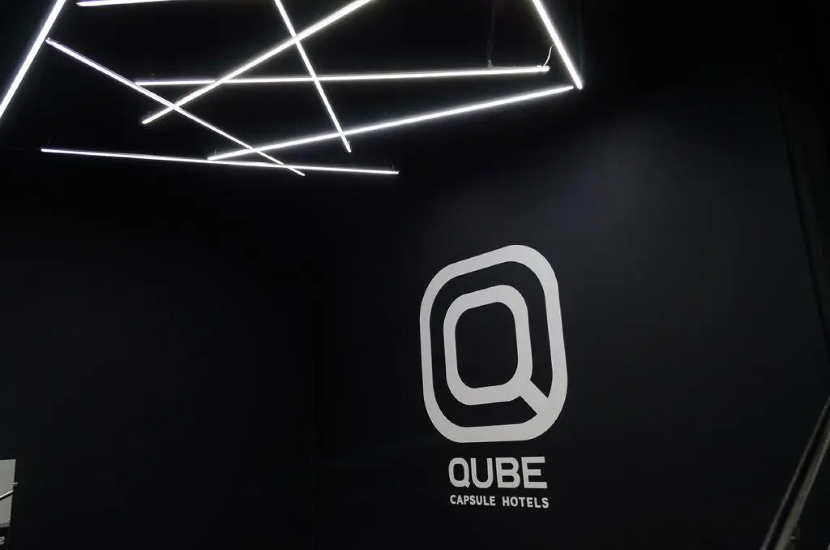 Капсульный Отель Qube