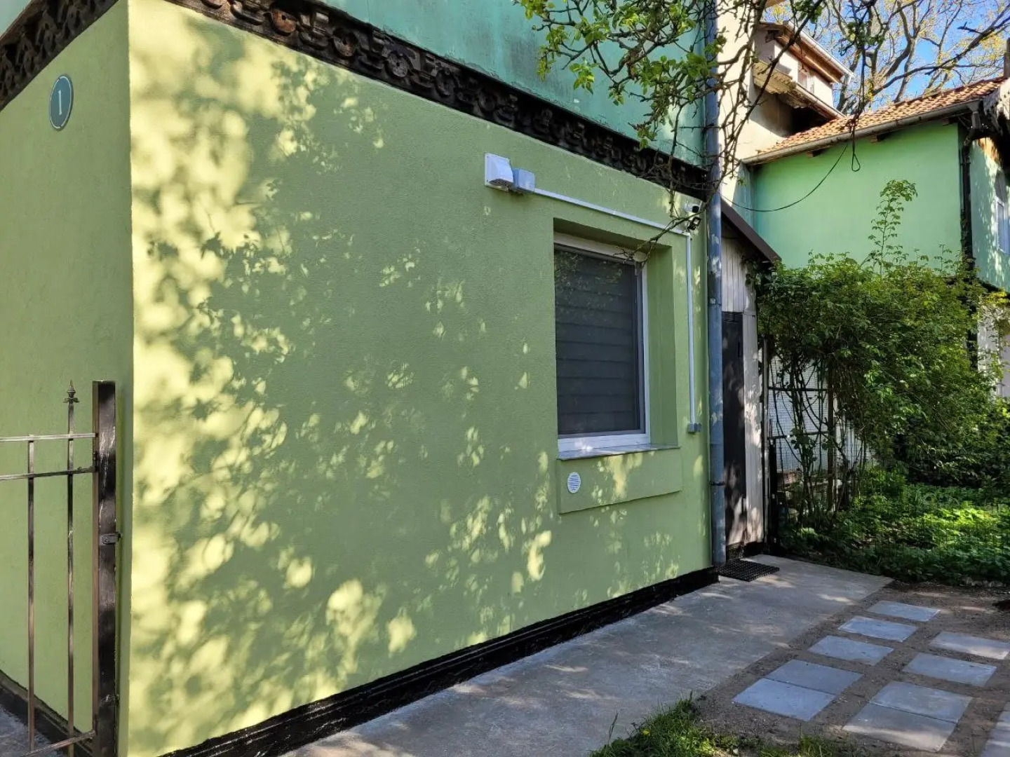 Квартира на Октябрьской, 1