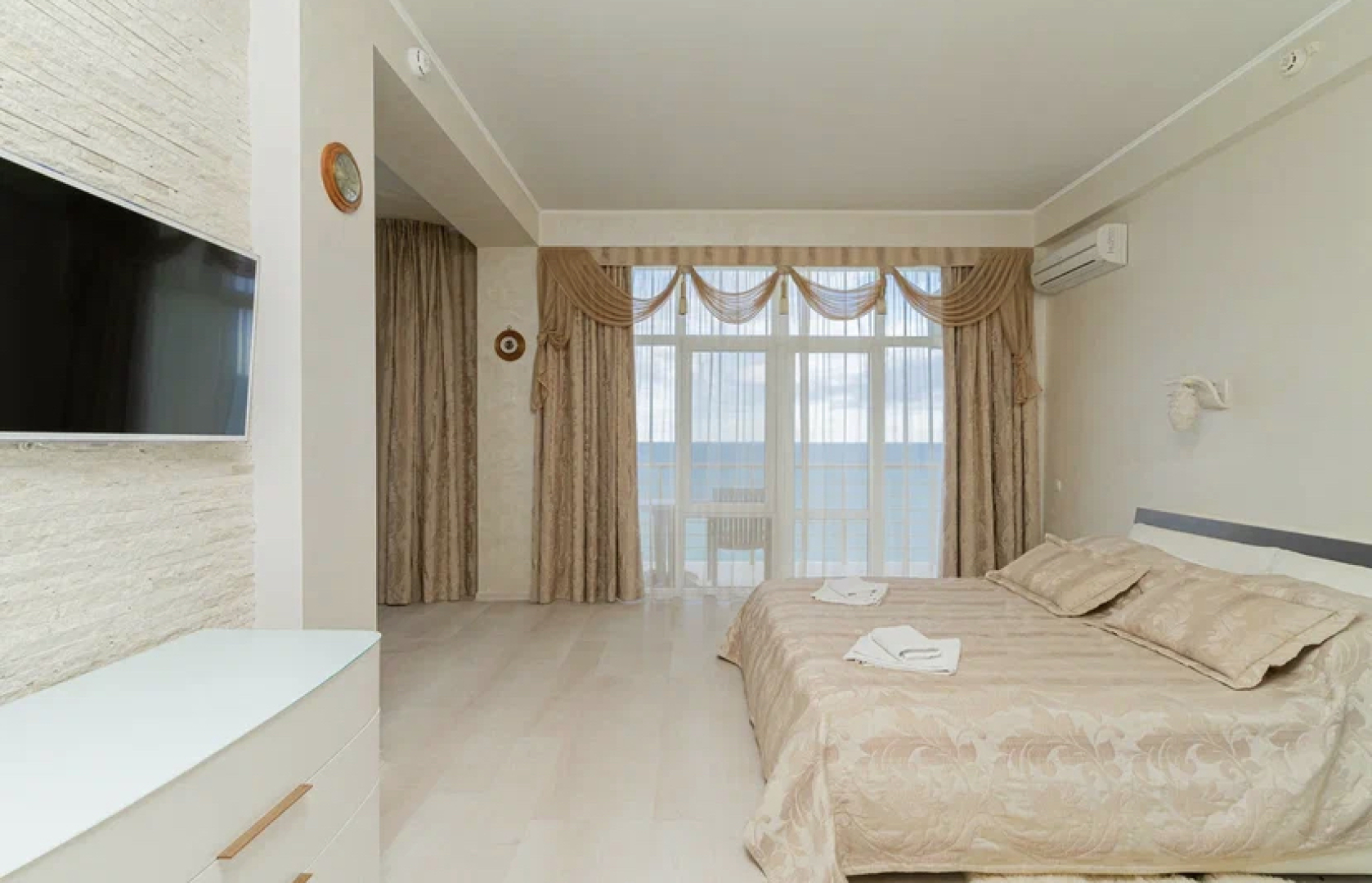 Отель Калипсо