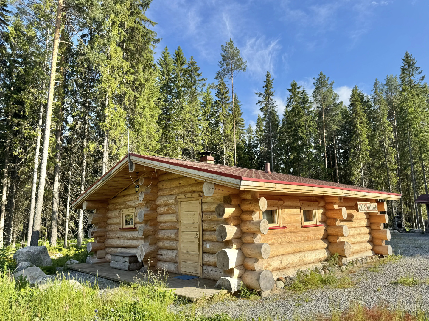 Коттедж Карелия Медвежка с 2 Комнатами и Видом Во Внутренний Двор