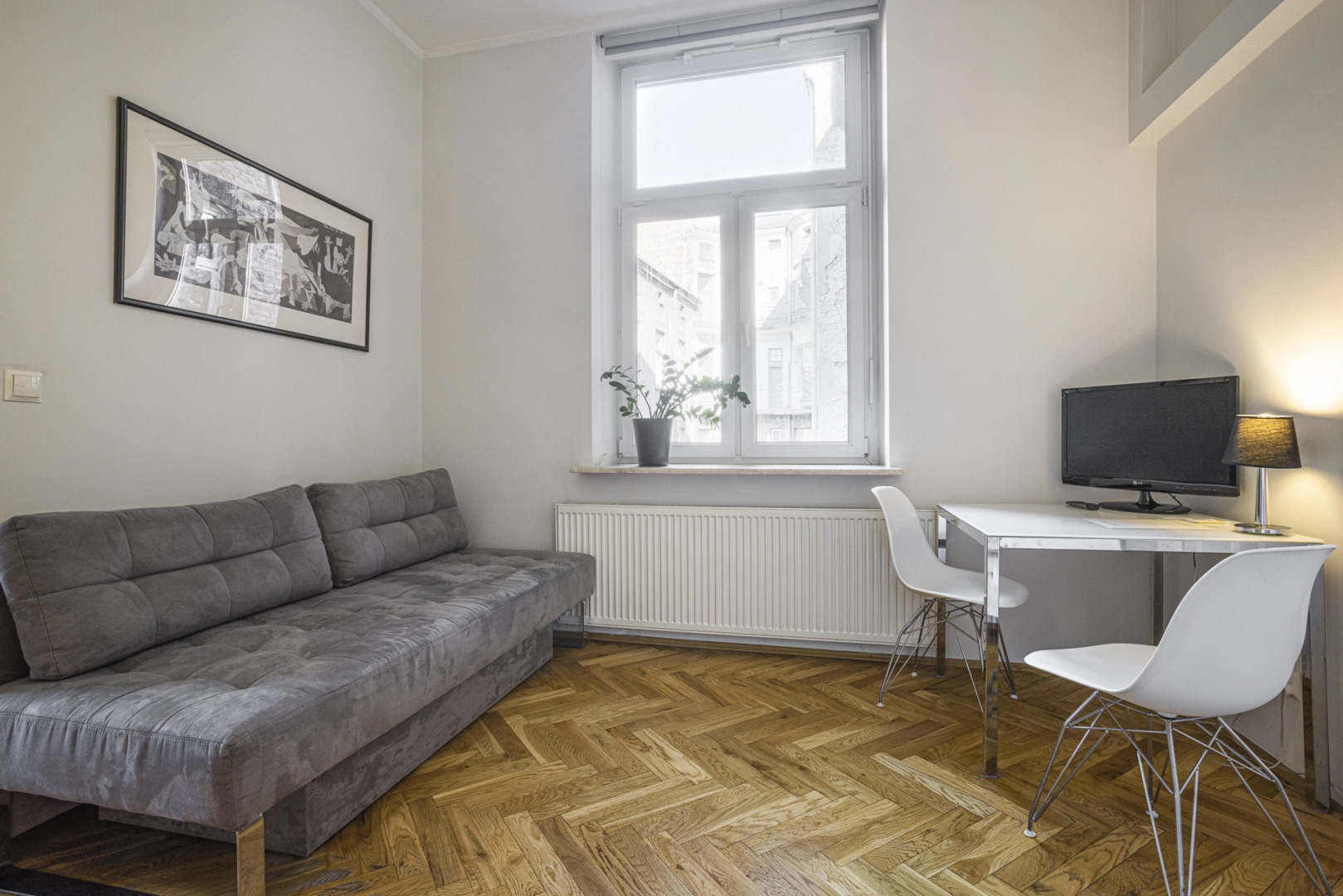 Мини-Отель NOVUMHOUSE - Straszewskiego