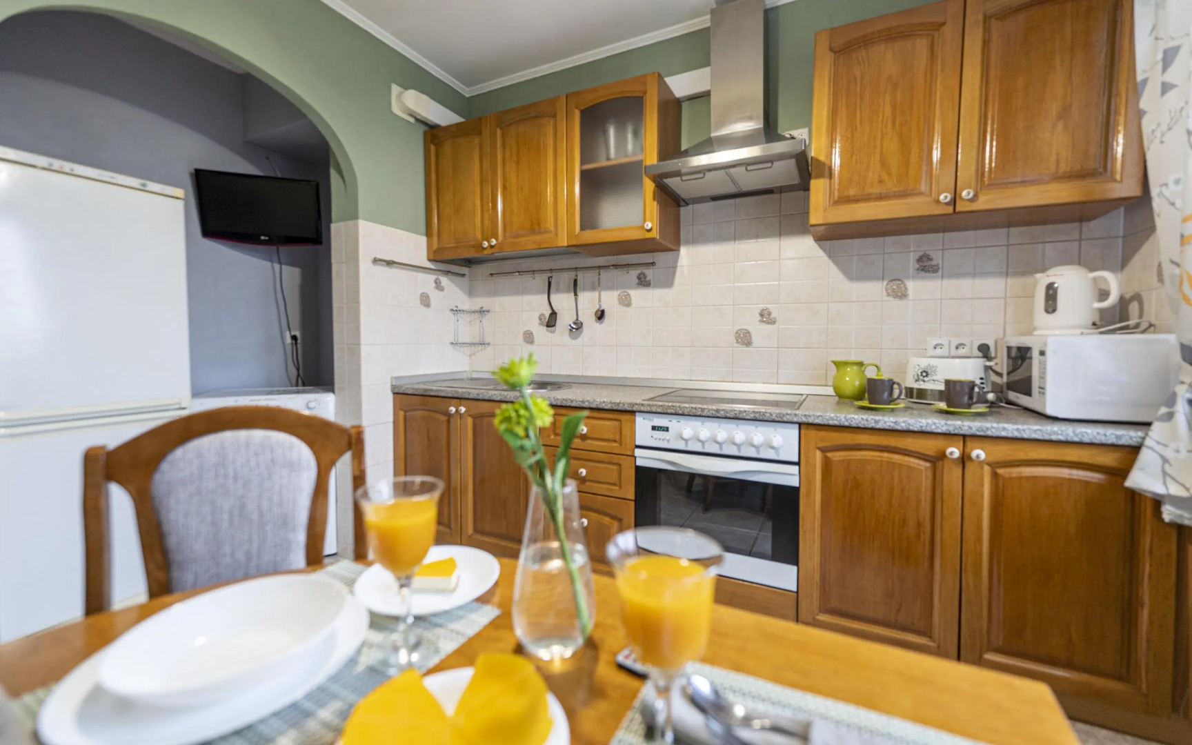 Апартаменты трёхкомнатные рядом с рыбной деревней