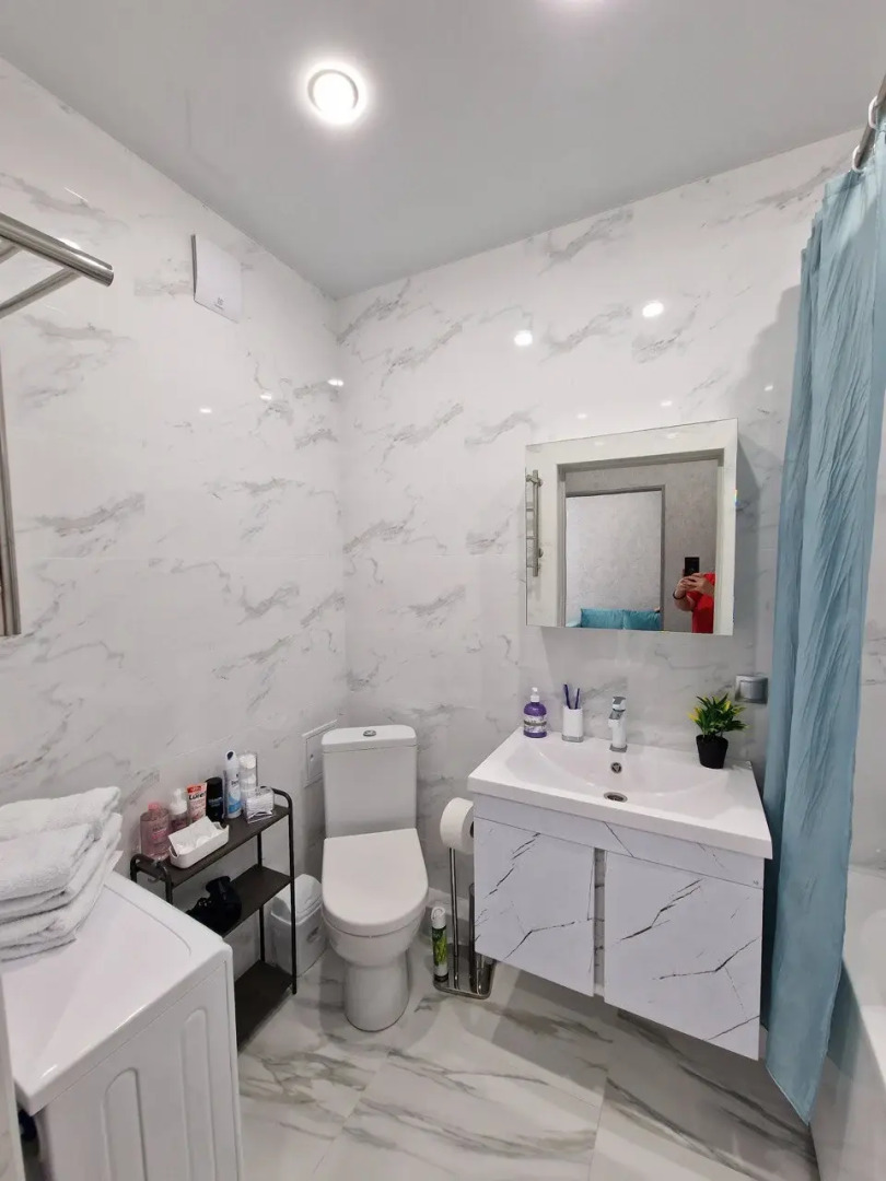 Квартира Flatirini с панорамными окнами в новом ЖК