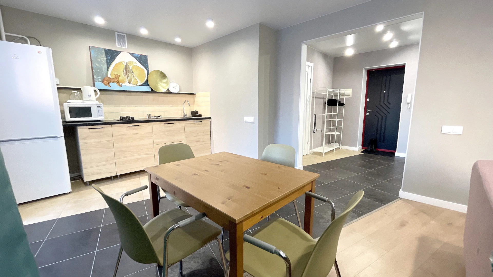 Апартаменты Стильная студия у метро на Чистопольской