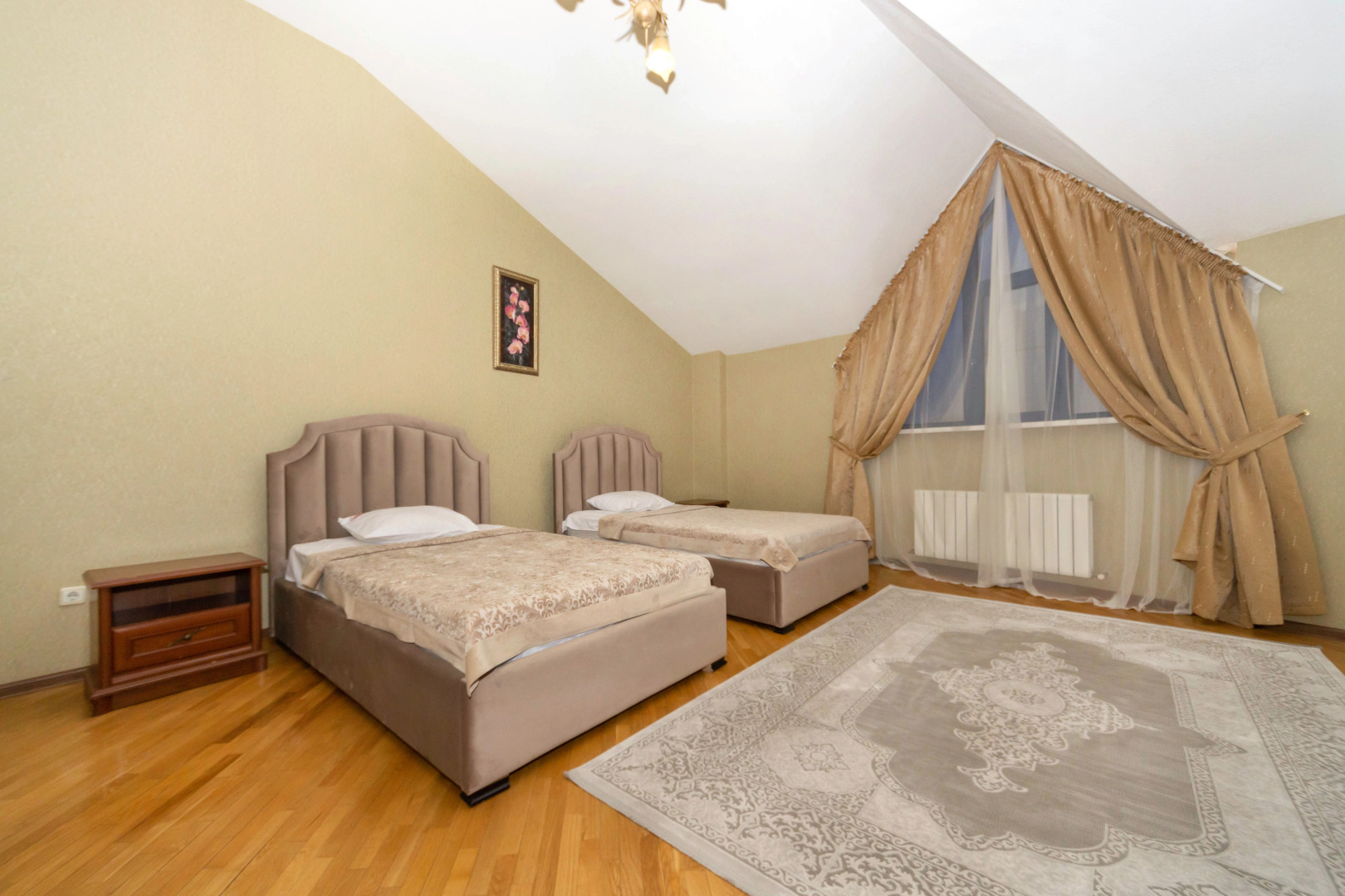 Отель Золотая Империя