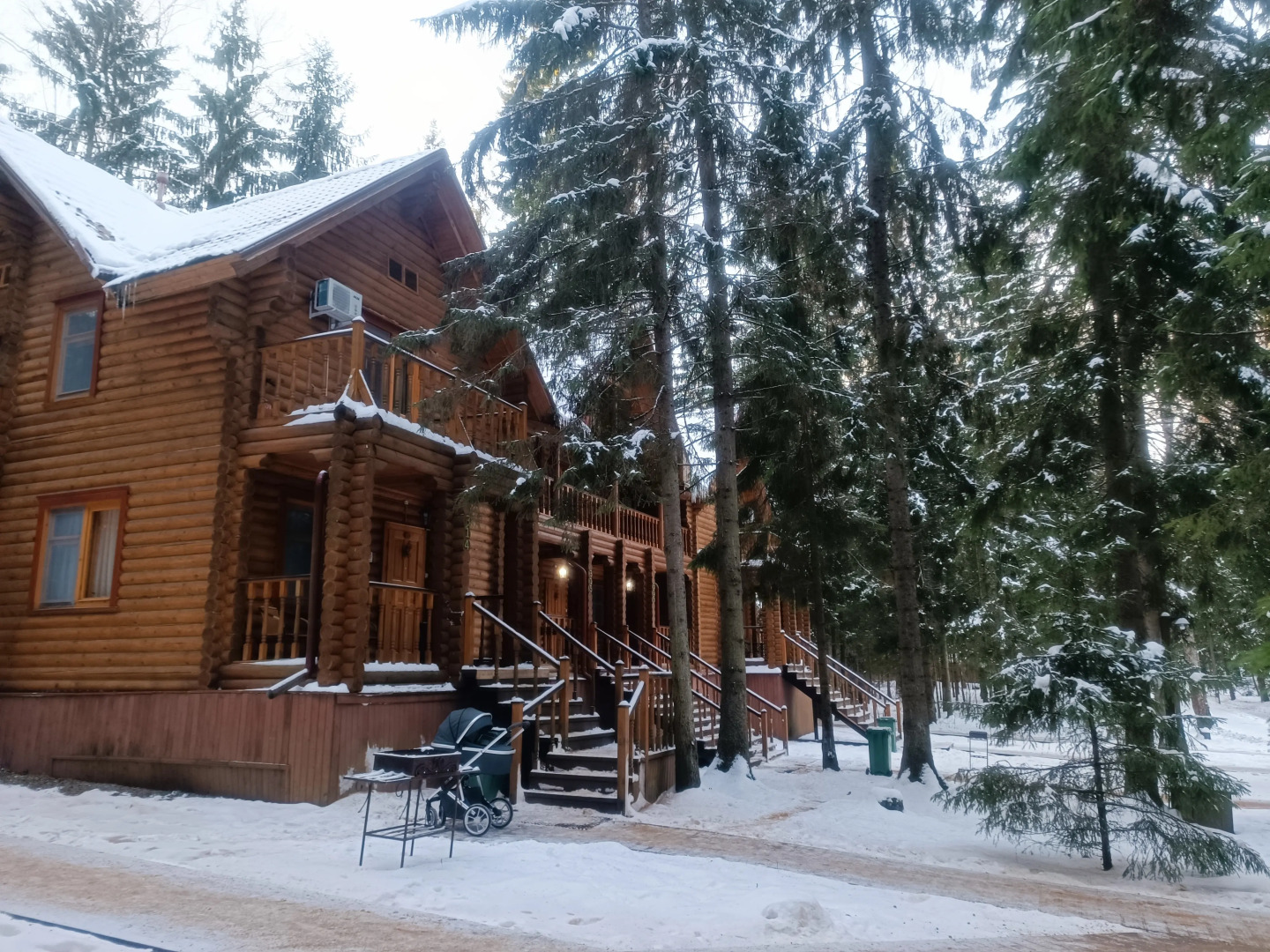 Отель Истра Холидей