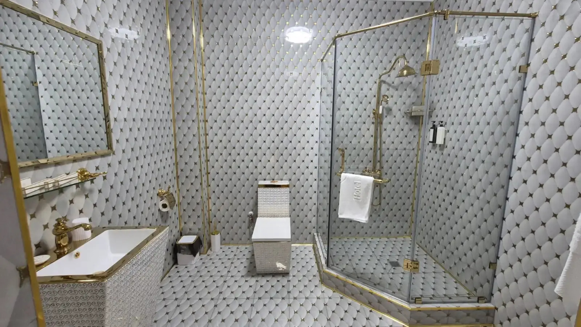 Отель Madonna SPA 