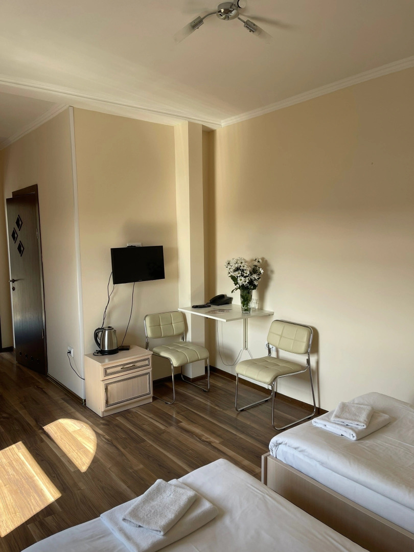 Отель Золотая Ночь