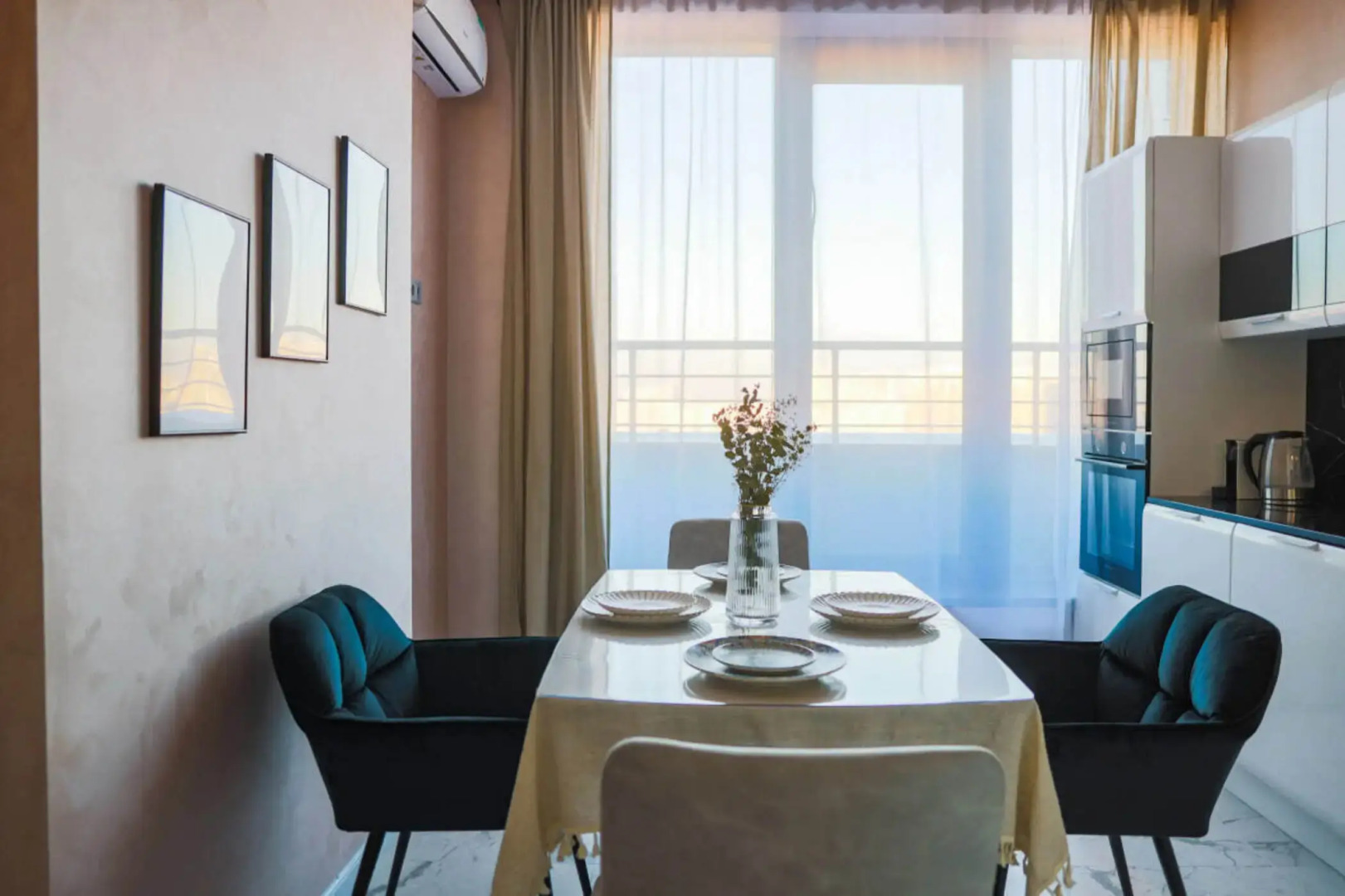 Апартаменты Happy People в ЖК Бизнес класса Мята