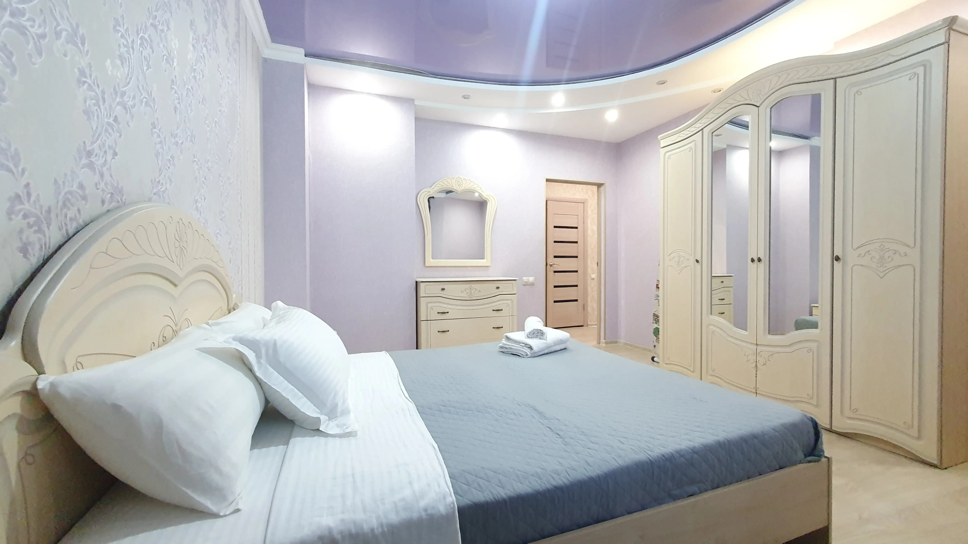 Апартаменты 2х комнатные в центре Астаны