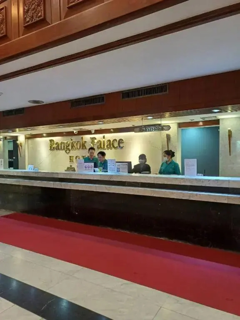 Отель Bangkok Palace