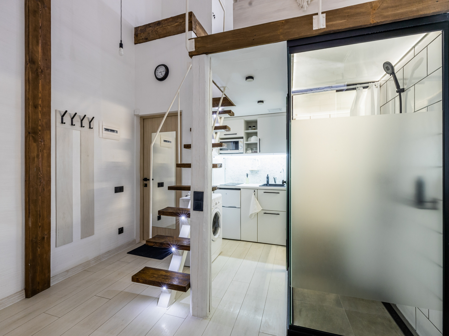 Апартаменты Лофт 3 Двухуровневые на Грузинской Улице 41А