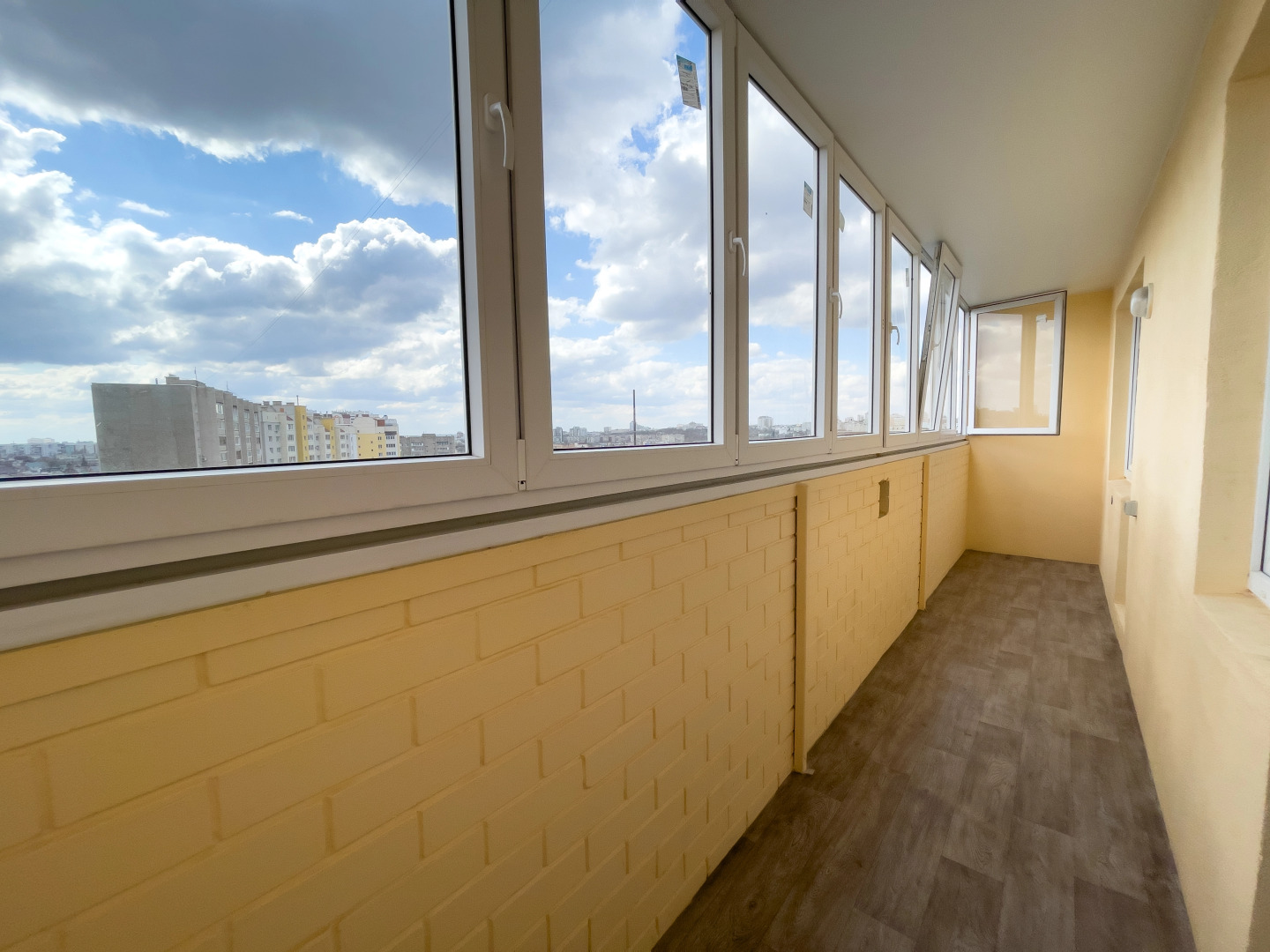 Апартаменты в 5 минутах от ЖД вокзала с шикарным видом на центр Орла