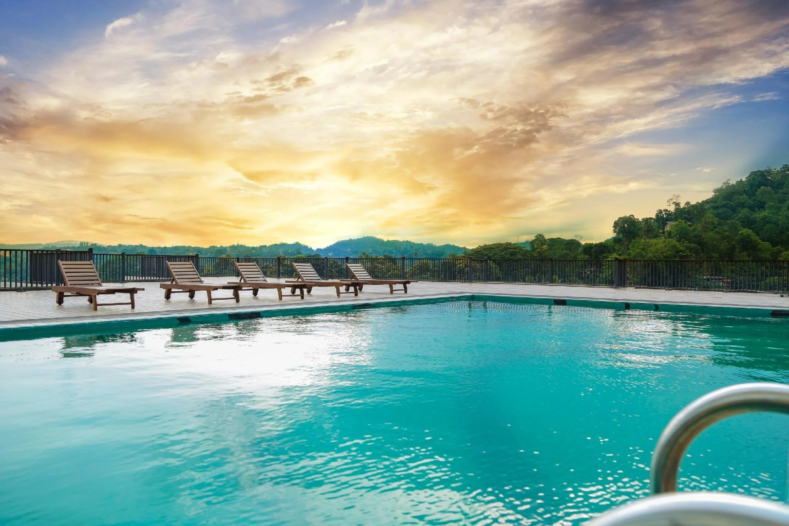 Oak Ray Regency Hotel