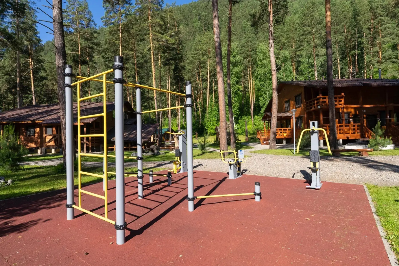 Парк-Отель Алтай Подгорица