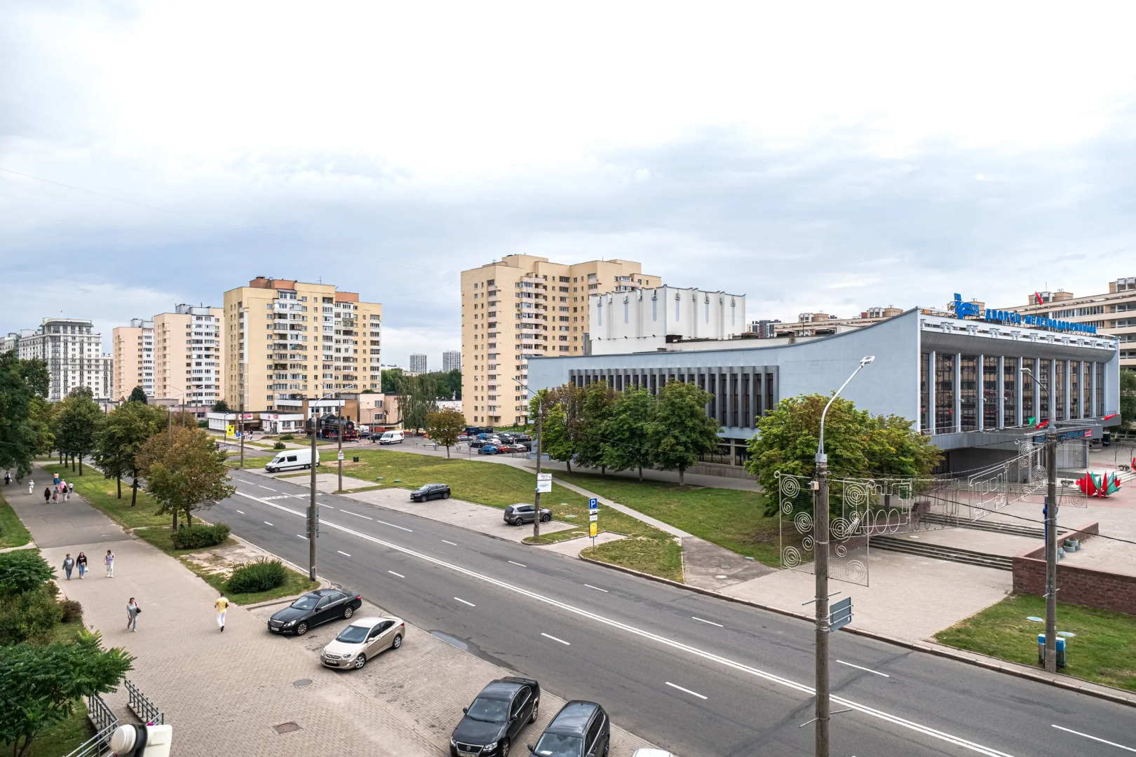 Квартира уютная и просторная с паркингом