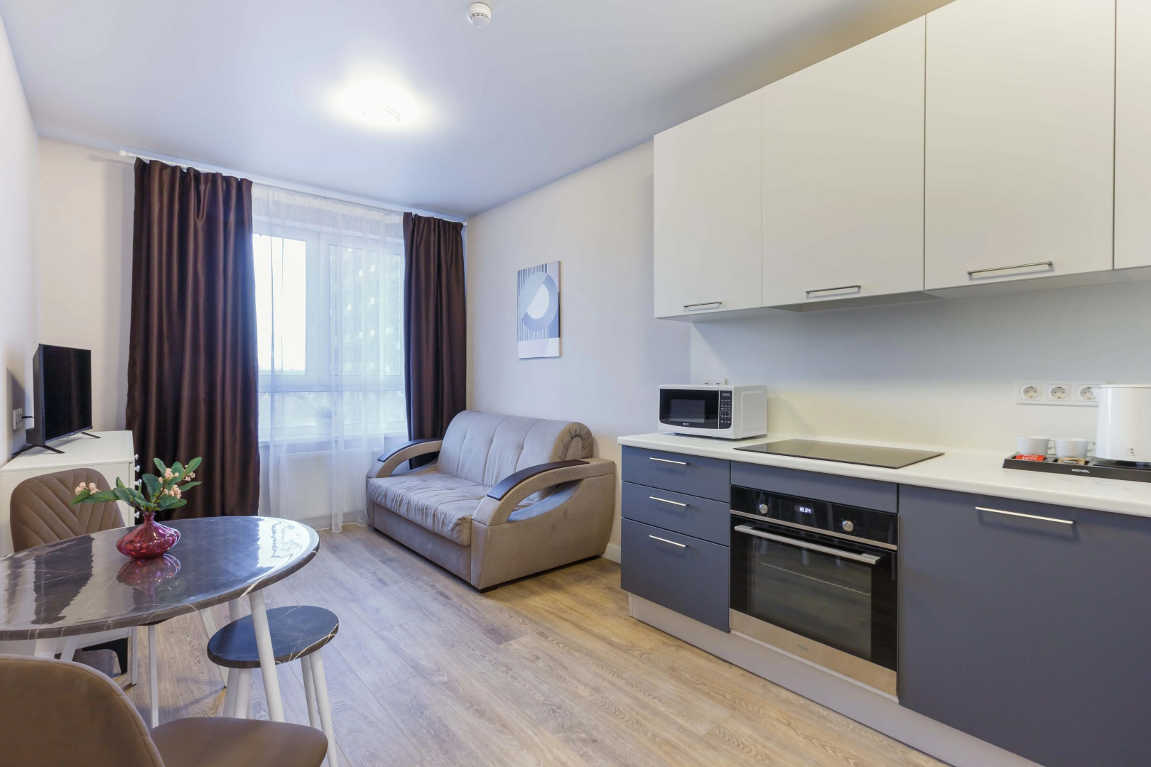 Квартира Inndays Apartments