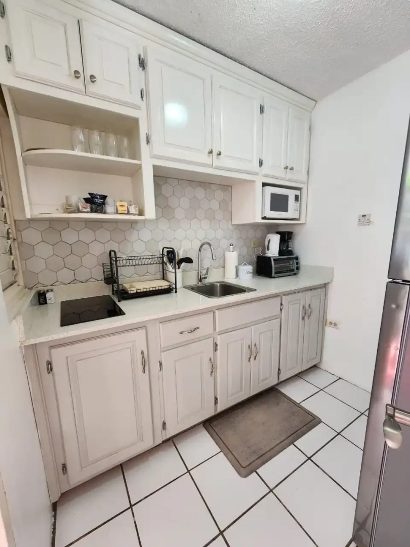 Апартаменты Chrisanns Beach Resort