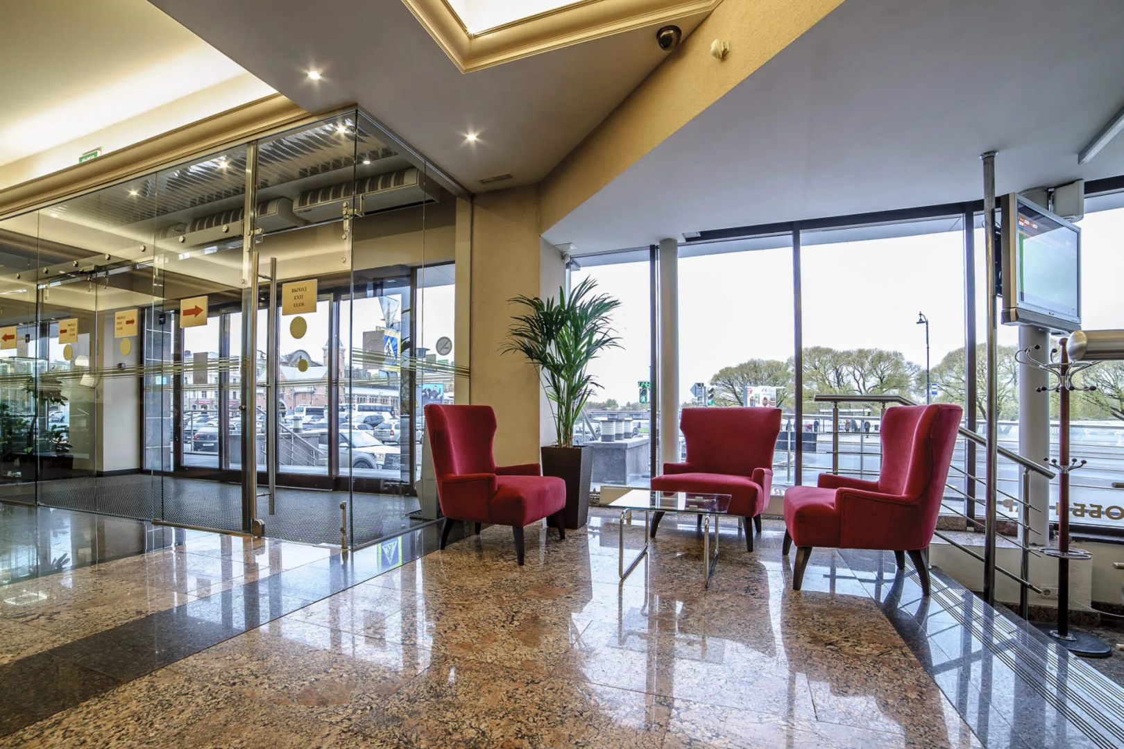 Отель Виктория