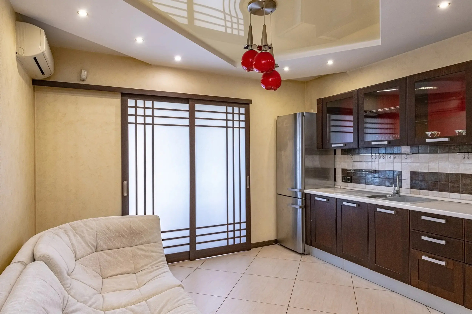 Квартира Просторная на Партизанском проспекте 52