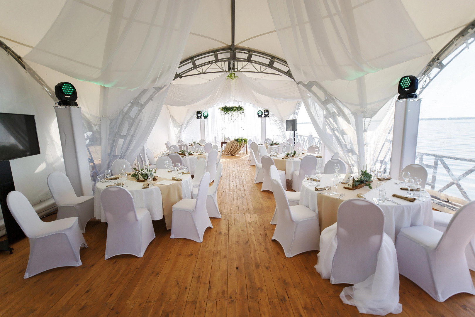 Отель Акватория