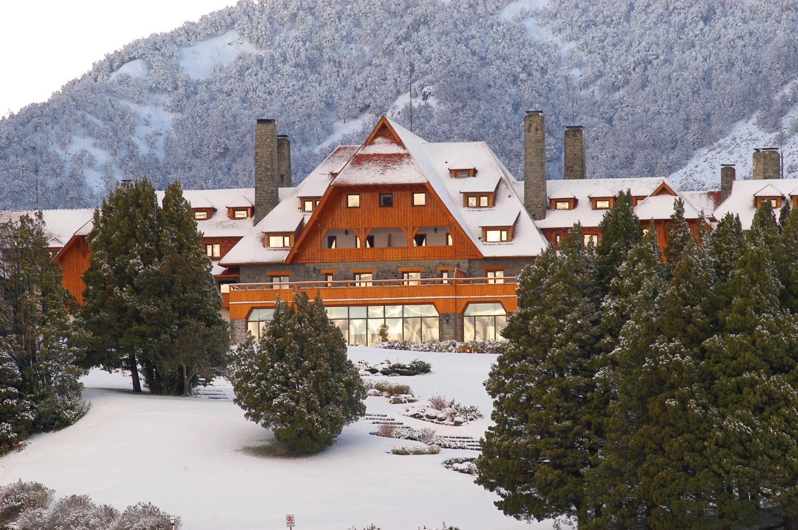 Отель Llao Llao Hotel & Resort Golf-Spa