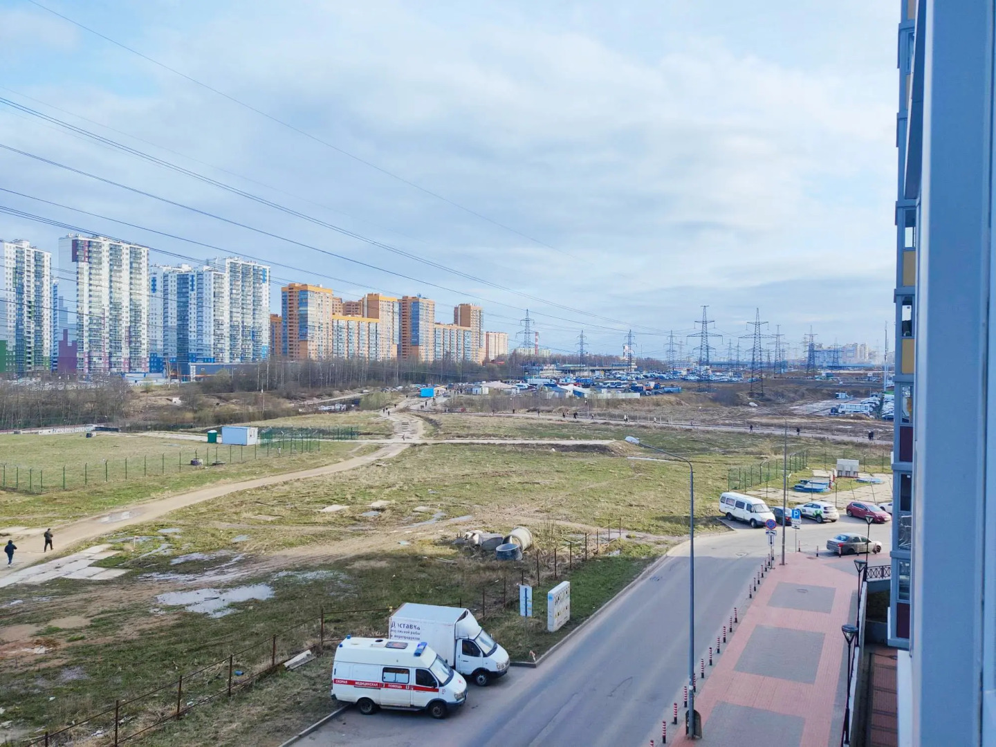 Квартира Современная студия в пешей доступности от метро