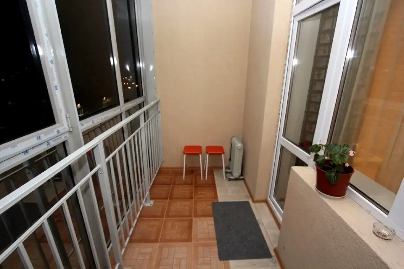 Апартаменты Глобус на Крестинского 35 (4)