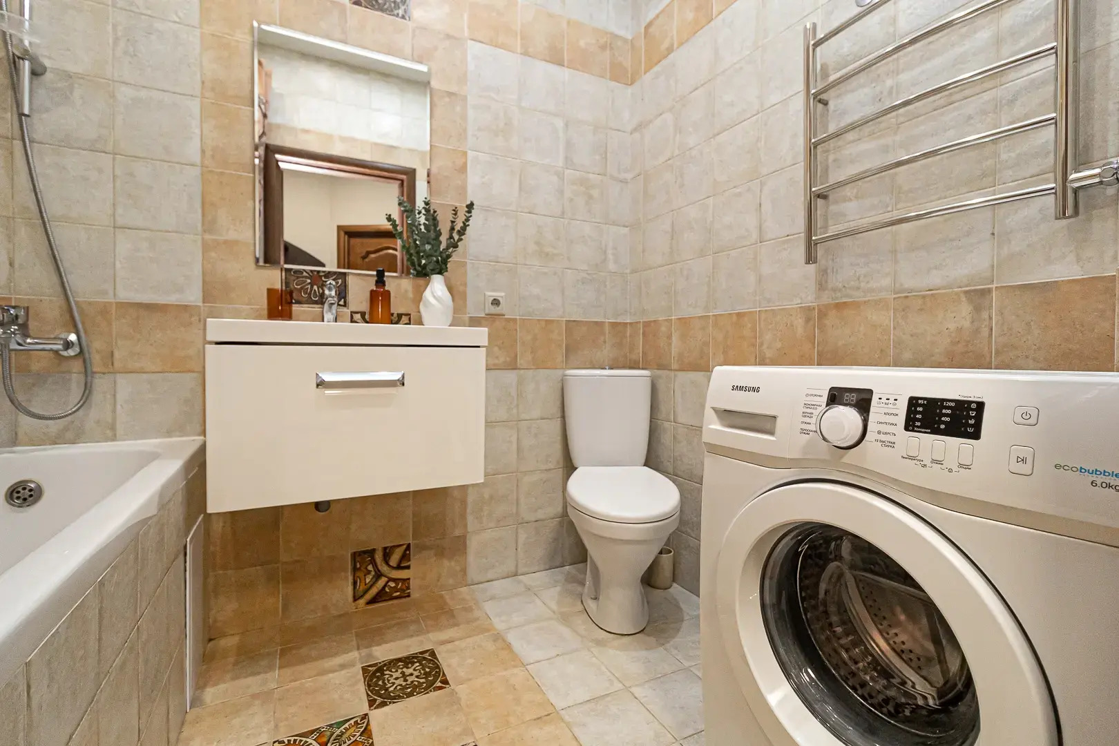 Квартира уютная рядом с парком Галицкого