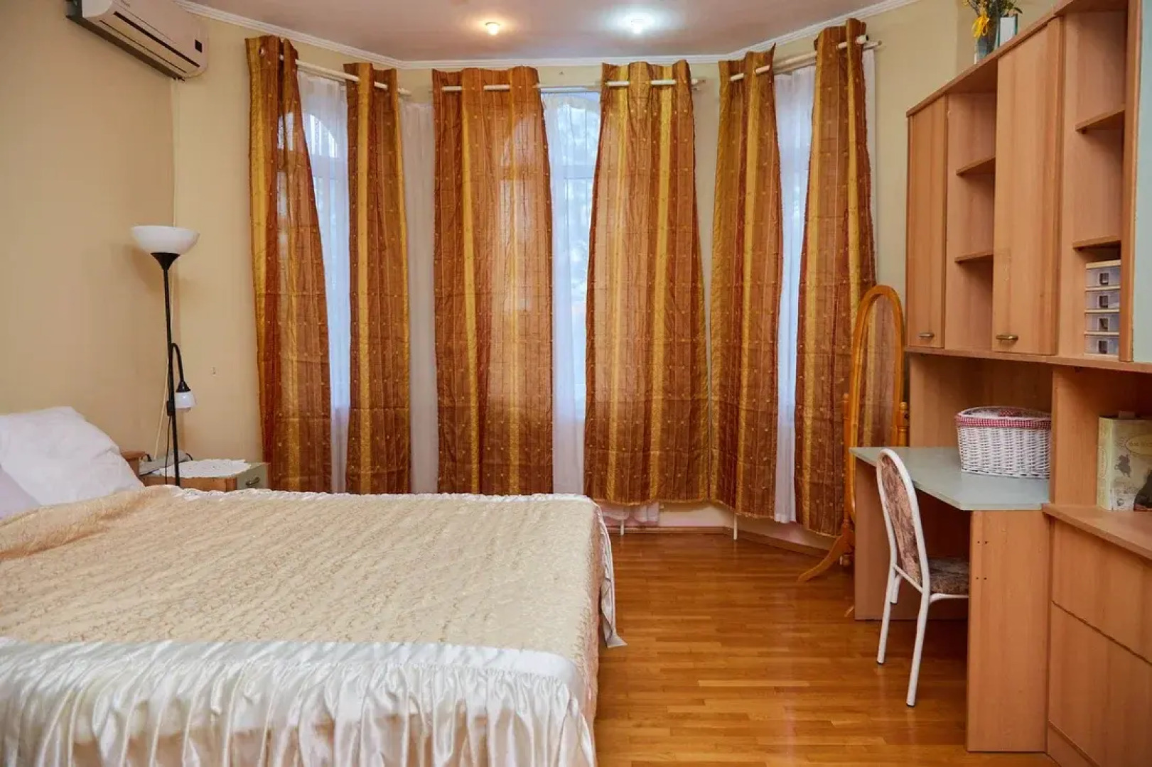 Вилла Шестикомнатная Усадьба Новознаменская