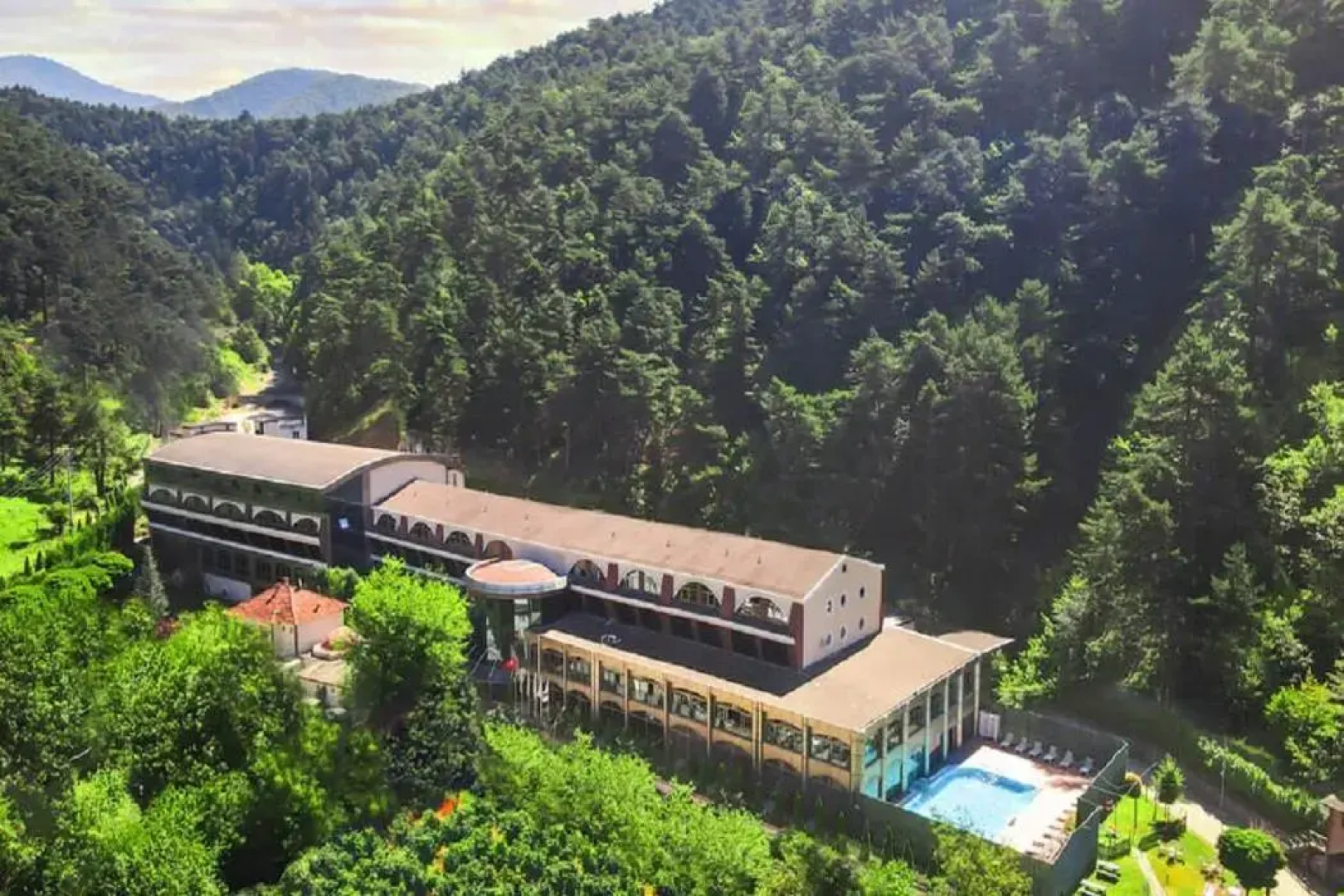 Отель Sarot Thermal Park (Halal Hotel)