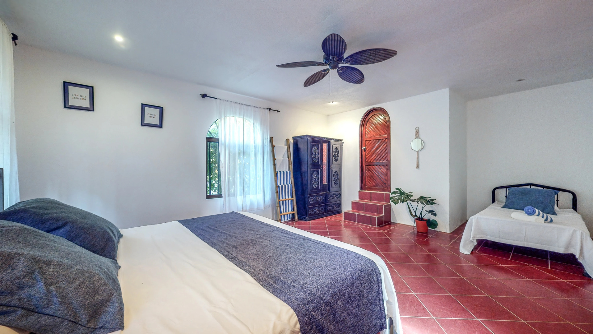 Апарт-отель The Scarlet Villas